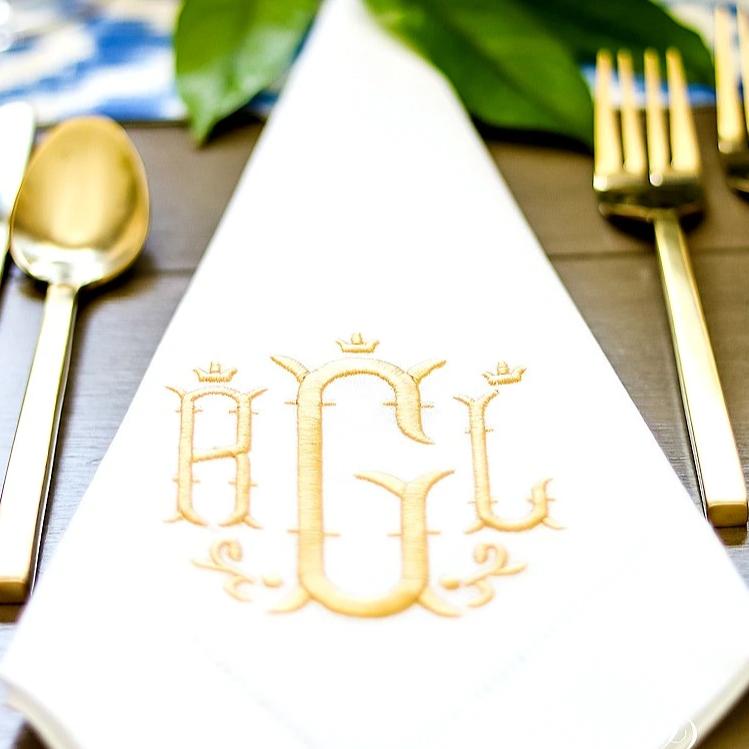 Monogrammed No Iron Linen Napkins, Beautiful Easy Care Napkins That You Can  Customize With Your Choice of Thread Color, a Great Gift 